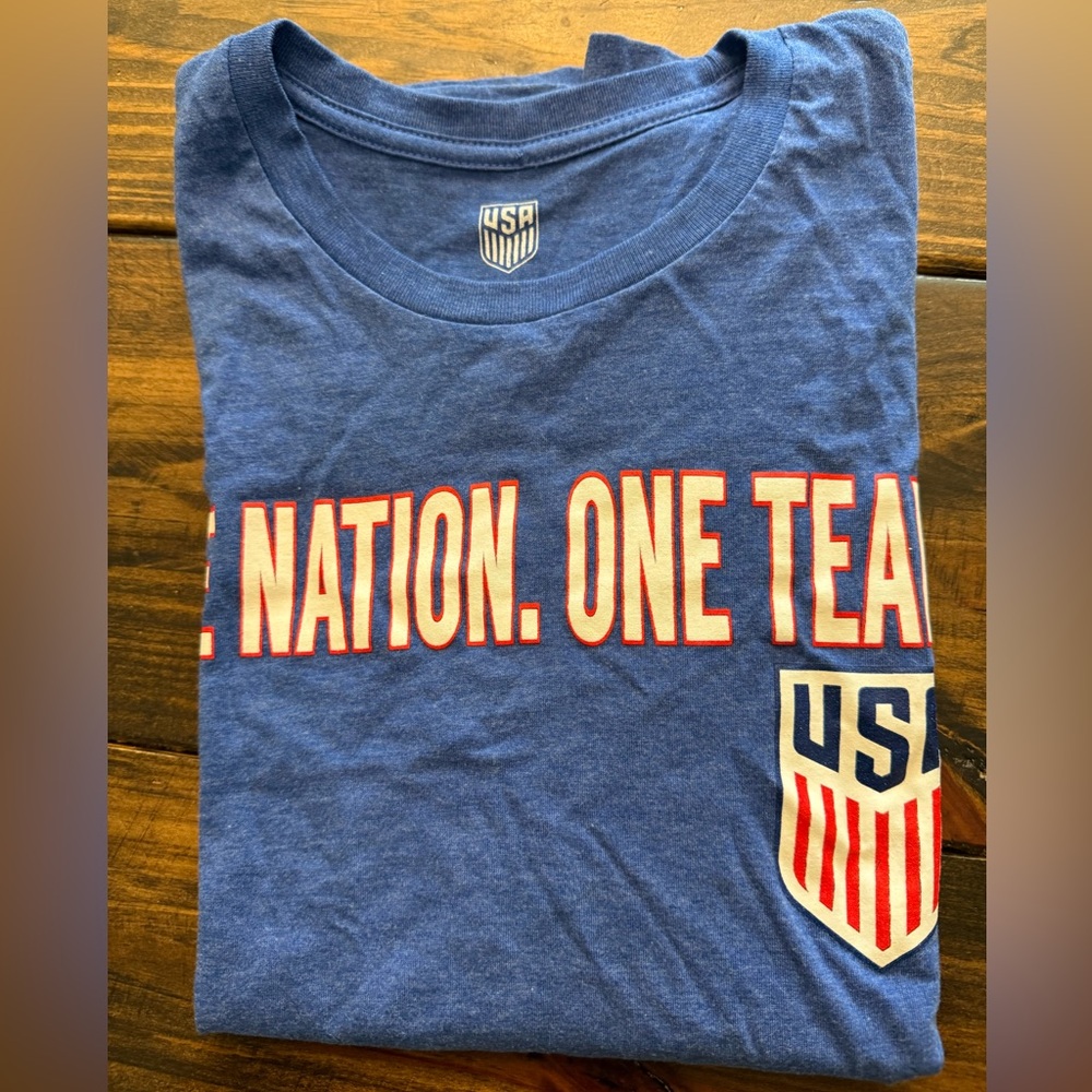Active USA Blue Short Sleeve Graphic Tee with Red & White Accents (S)